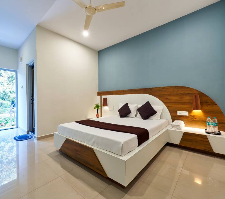 Deluxe AC RoomSerenity Resort Panhala